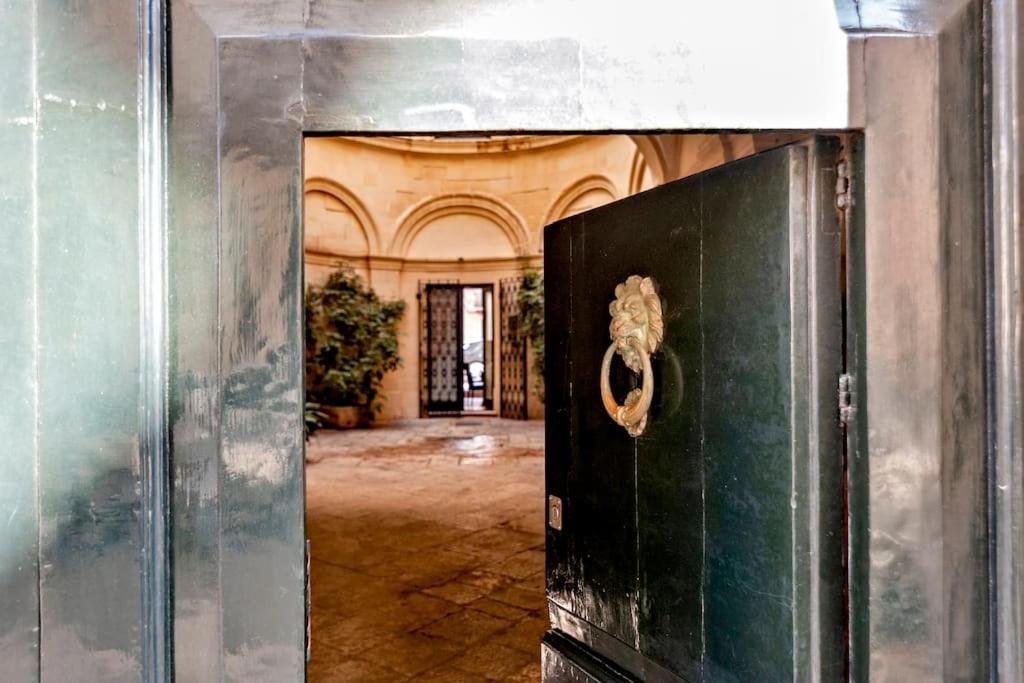 Casa Vacanze De Mari Lecce Exteriér fotografie