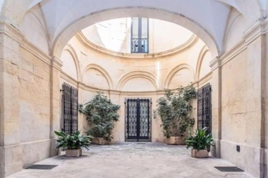 Casa Vacanze De Mari Lecce Exteriér fotografie